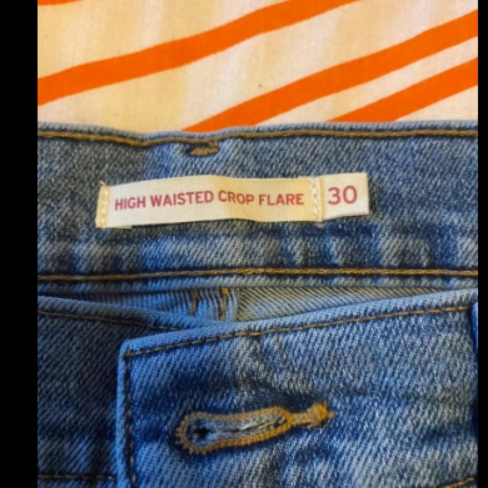 Levis high waisted crop flare jeans